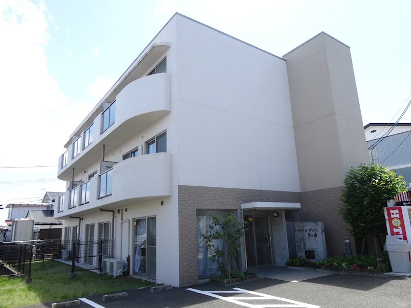 ロイヤルヴュー貝ケ森 外観