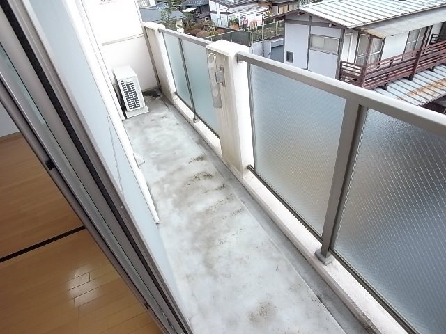 ロイヤルヴュー貝ケ森 ベランダ