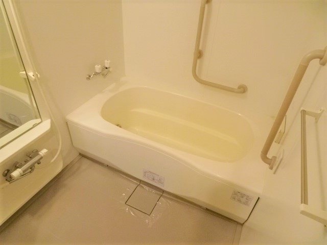 フェリチェカーサ友彩 風呂画像