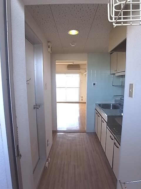 サンポート・６ 玄関