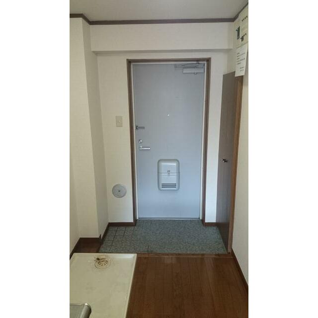 エルスタンザ河原町 写真は同タイプの別部屋です