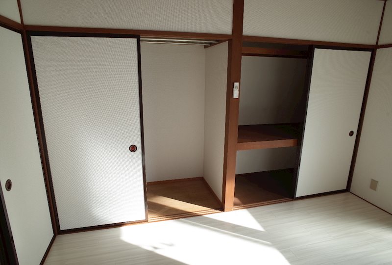 ブルーハウス原町 収納