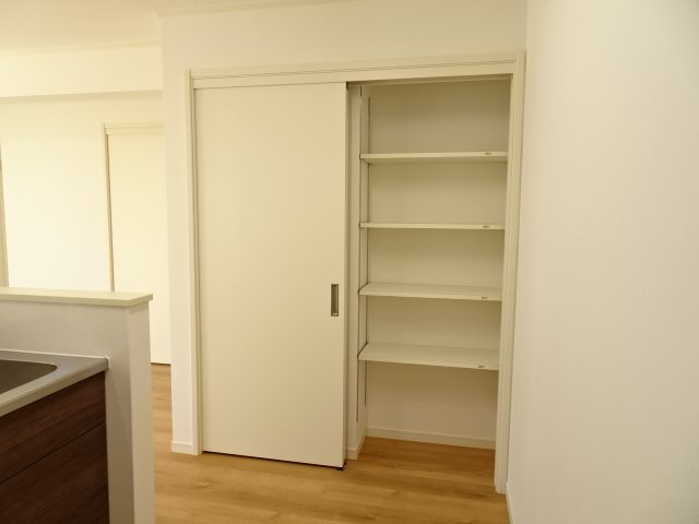 ララパルフェ薬師堂 収納