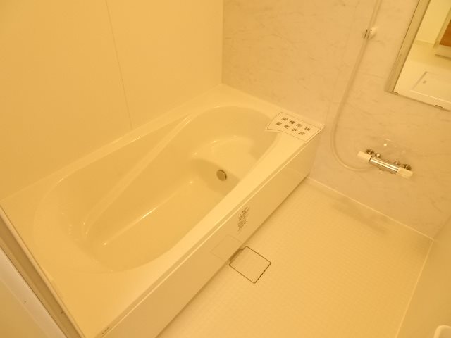 ララパルフェ薬師堂 浴槽については写真と異なる際は現況優先とさせて頂きます。