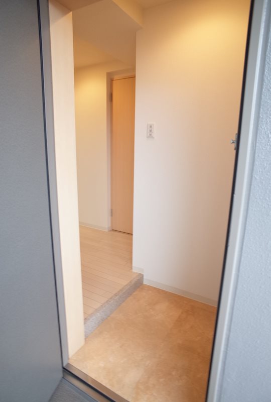 スクエア泉中央 玄関