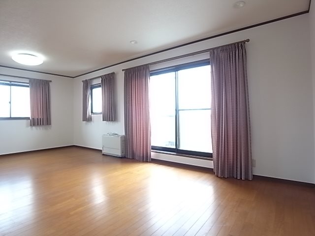 川内三十人町シェアハウス リビング
