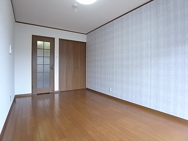 アクティブパレス旭ヶ丘 リビング