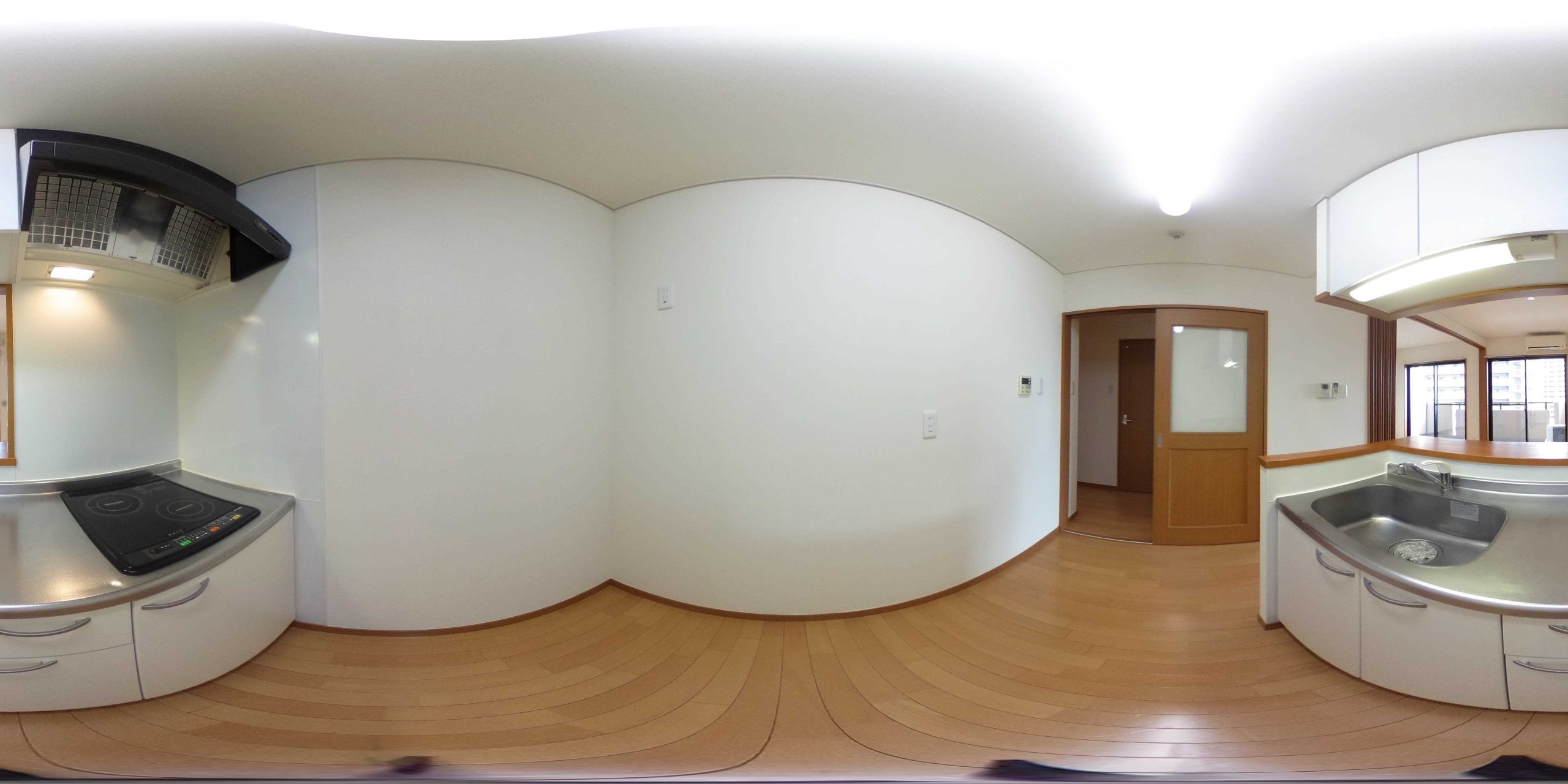 ※写真は他のお部屋になります。