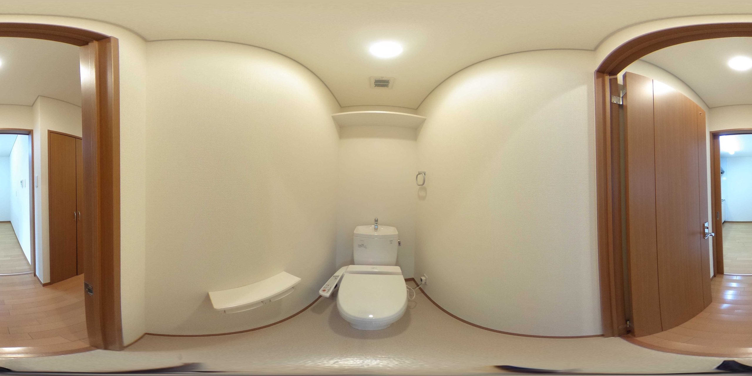 ※写真は他のお部屋になります。