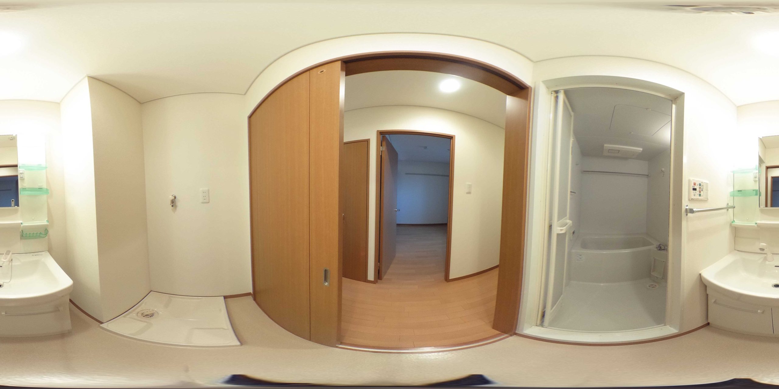 ※写真は他のお部屋になります。