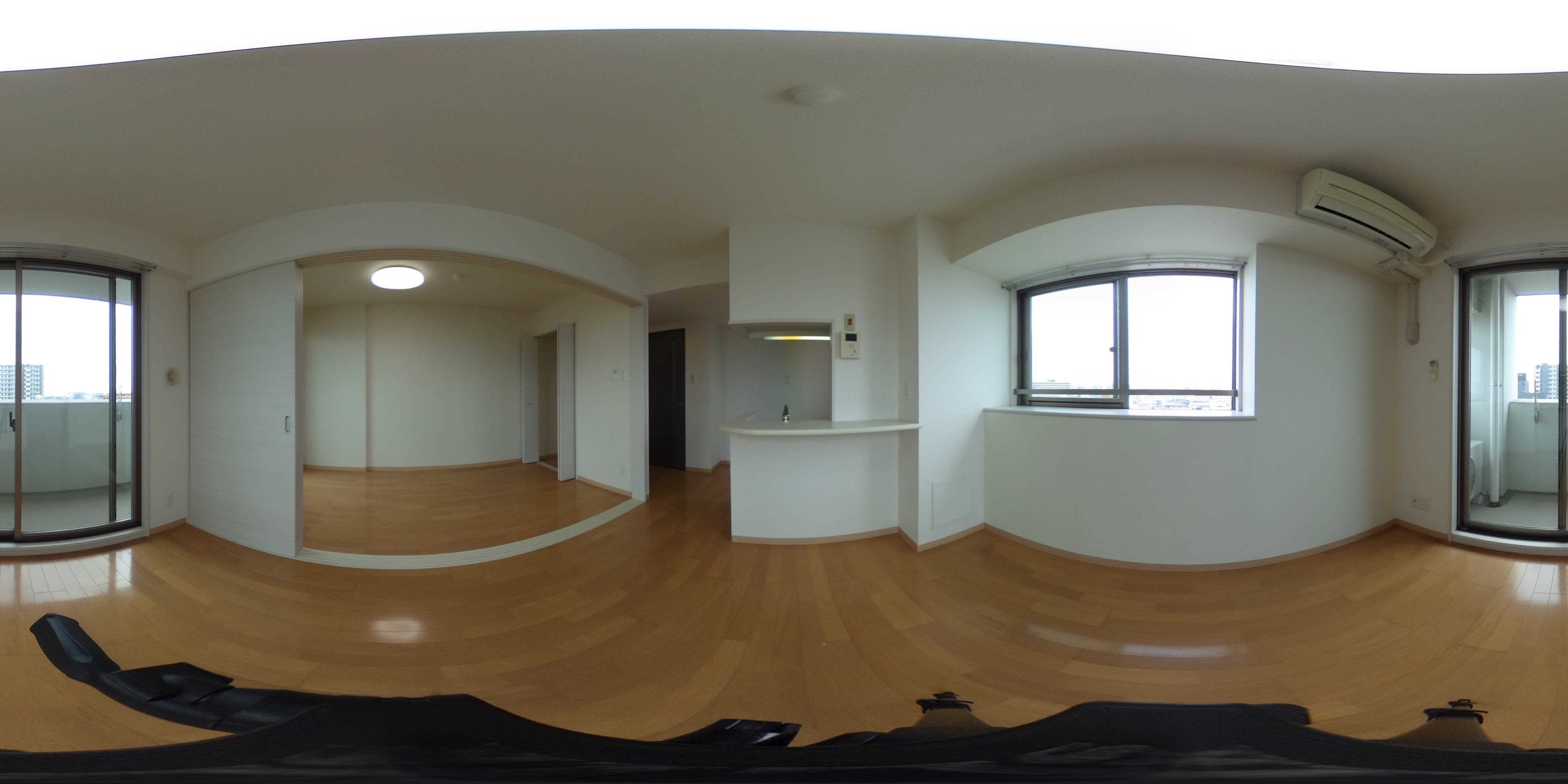 ※写真は他のお部屋になります