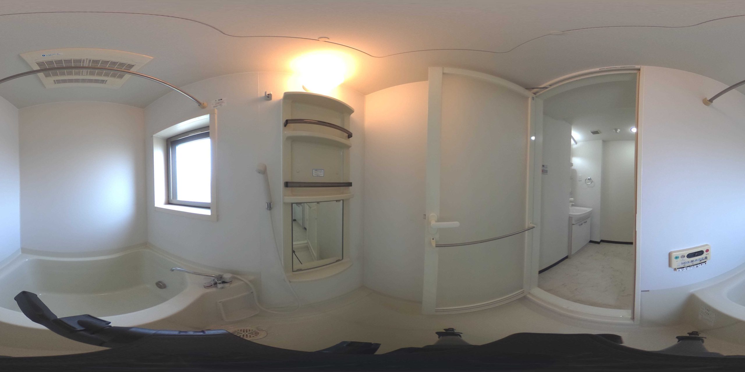 ※写真は他のお部屋になります