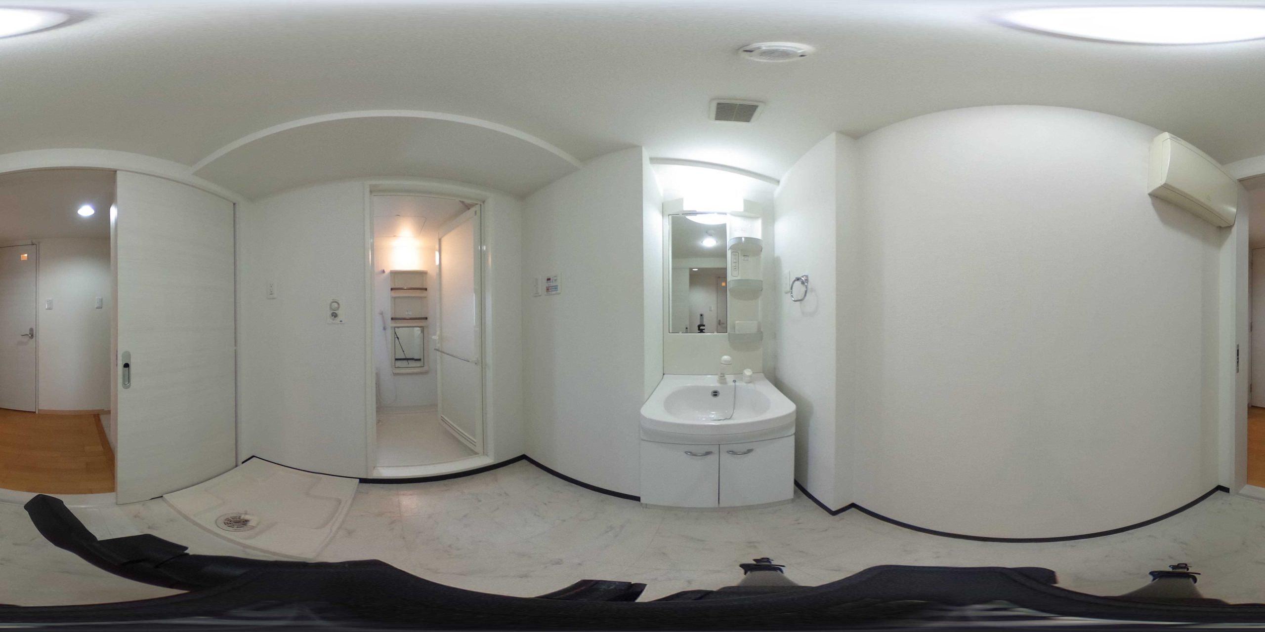 ※写真は他のお部屋になります