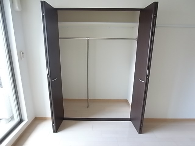 ヴィアーレ勾当台Ⅰ ※別のお部屋の写真になります。