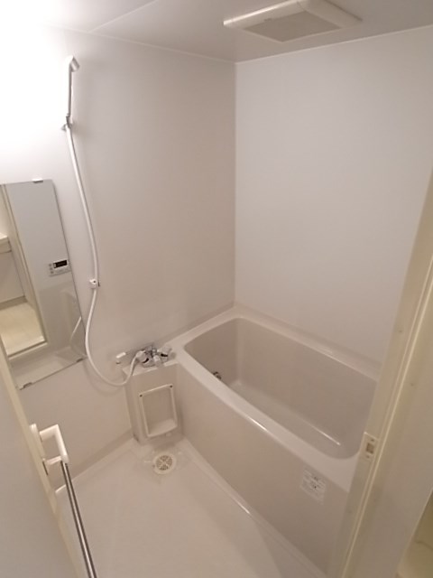 ヴィアーレ勾当台Ⅰ ※別のお部屋の写真になります。