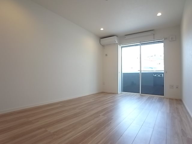 クオーレ榴ヶ岡 ※室内写真は他のお部屋になります