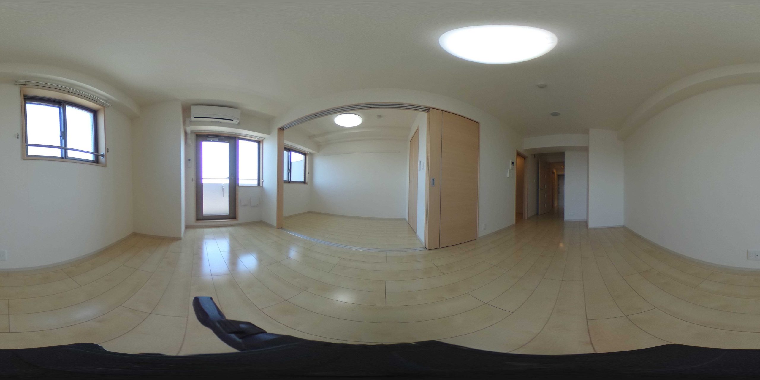 ※写真は他のお部屋になります。